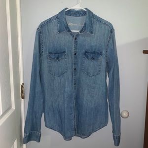 GAP Men’s Denim Shirt